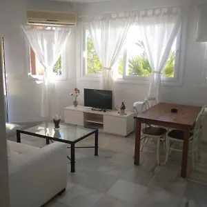 https://apartamentos-tursticos-sanlcar-beach.es-andalucia.com