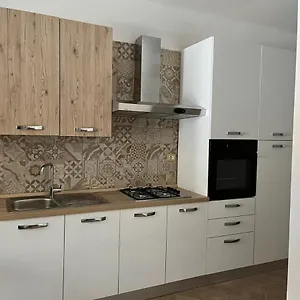 https://a-casa-di-alessandra.italymilanhotels.net